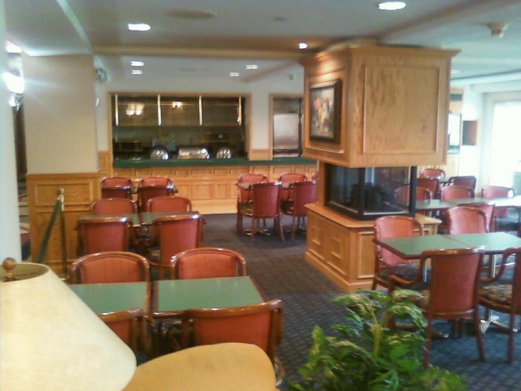 Comfort Inn Bourbonnais Near I-57 Restaurant photo
